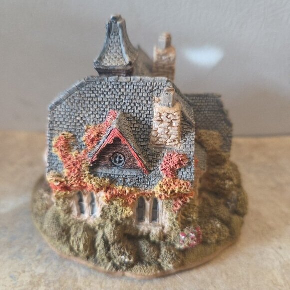 Lilliput Lane Keepers Lodge Retired Cottage Made in the UK As Is READ - Picture 2 of 8